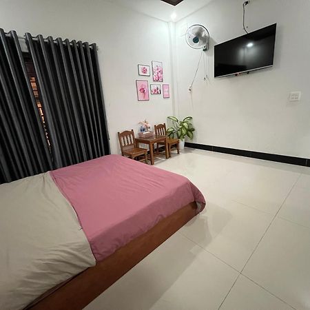 Love Homestay & Spa Quy Nhon Esterno foto